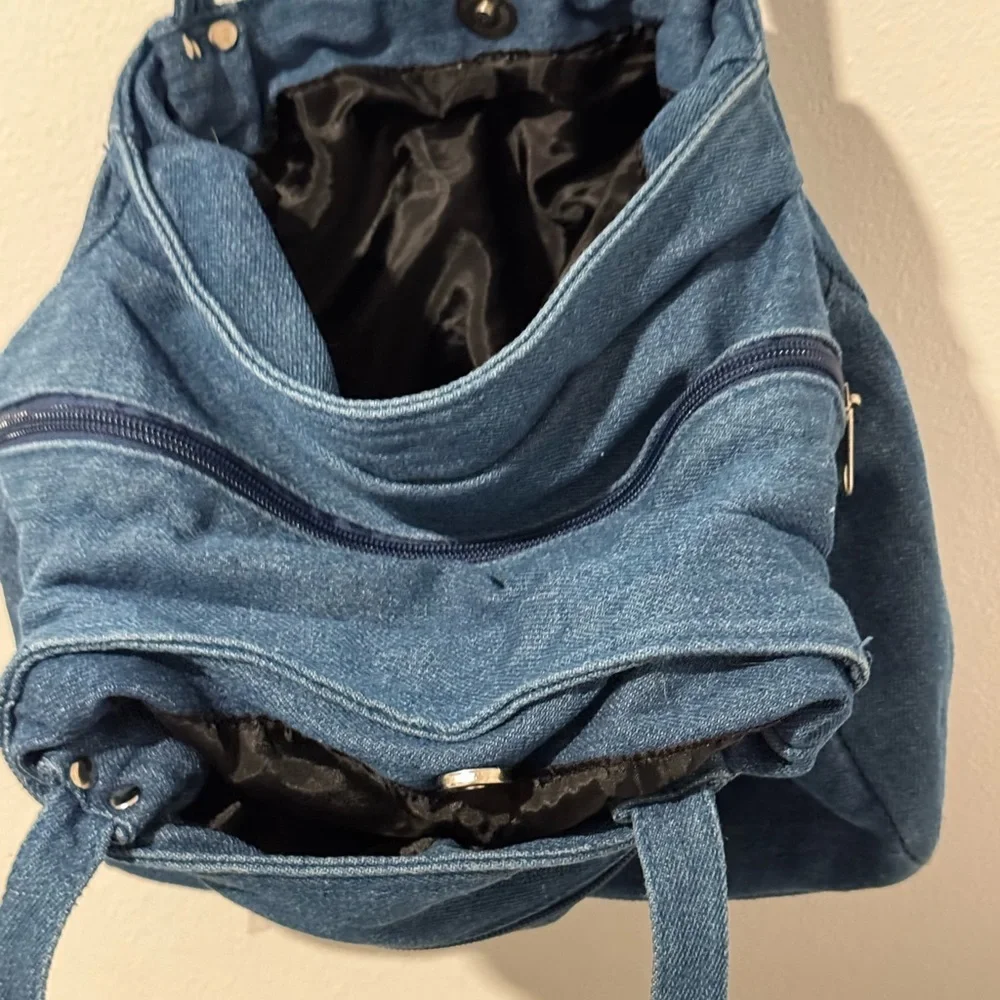 Vintage Style Denim Shoulder Bag with White Floral Embroidery & Zipper Pockets